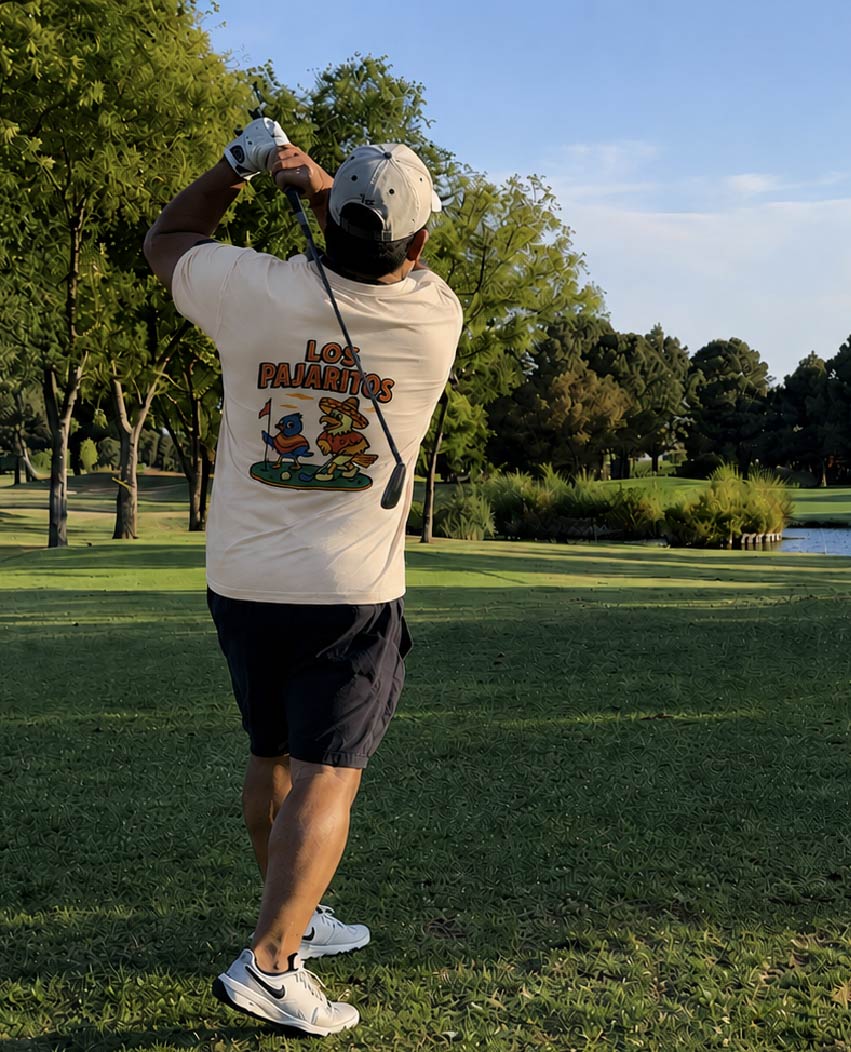 Los Pajaritos Golf Tee